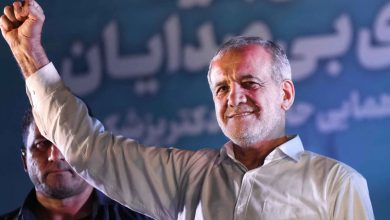 الرئيس الإيراني: الوحدة هي المفتاح لمواجهة الفتنة والضغوط الدولية